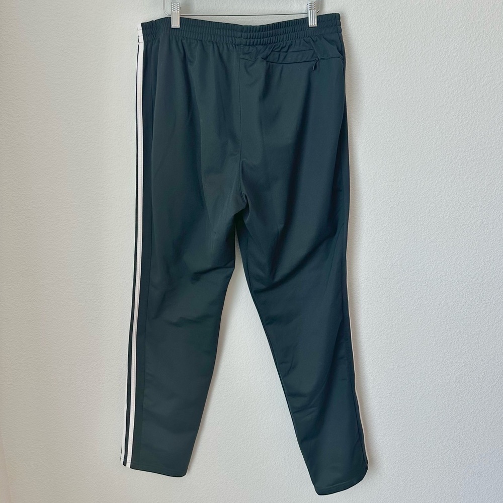 ⭐️ ADIDAS Men’s Tricot 3 Stripe XL Athletic Pants - Picture 8 of 10
